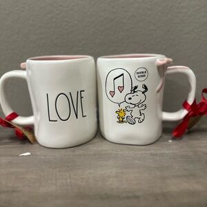 Peanuts/Rae Dunn Snoopy Love Mug
